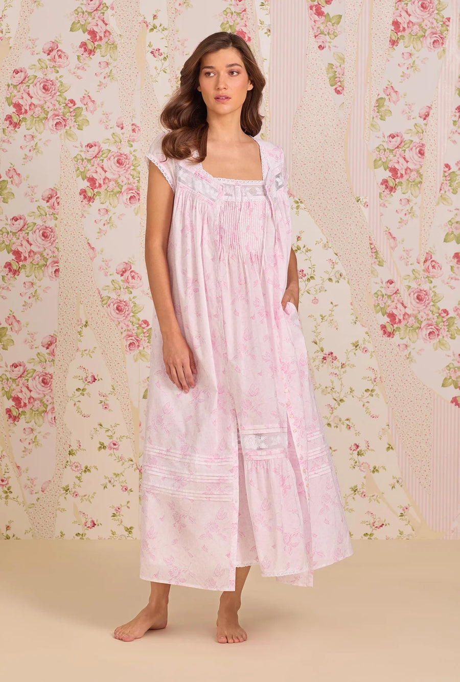 E40142 Eileen West Button Robe - 19369