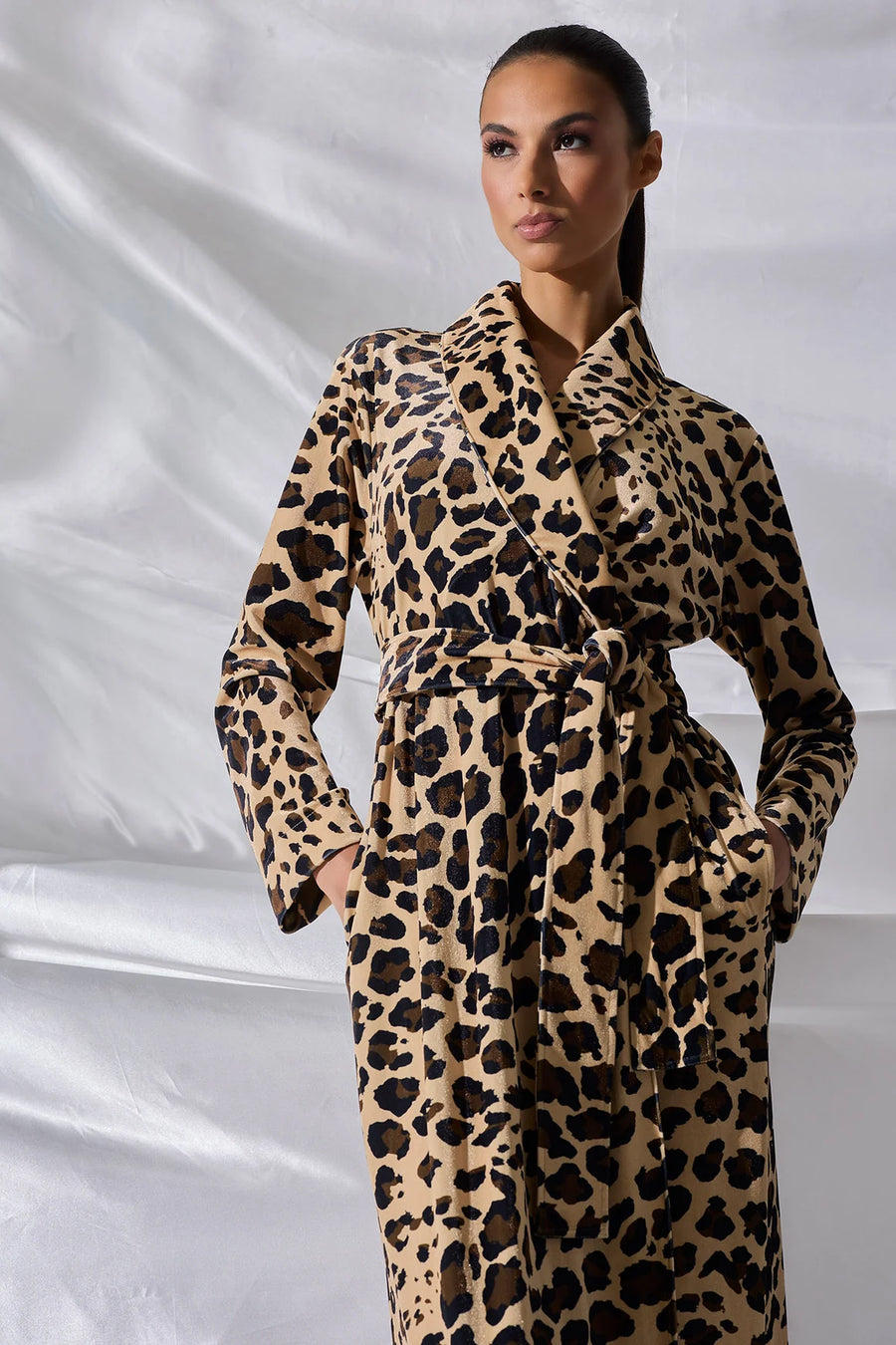 Y74063 NATORI VELVET WRAP ROBE - 19507